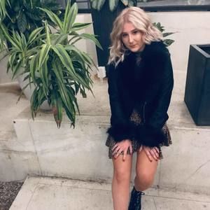 Meet your Posher, Madison